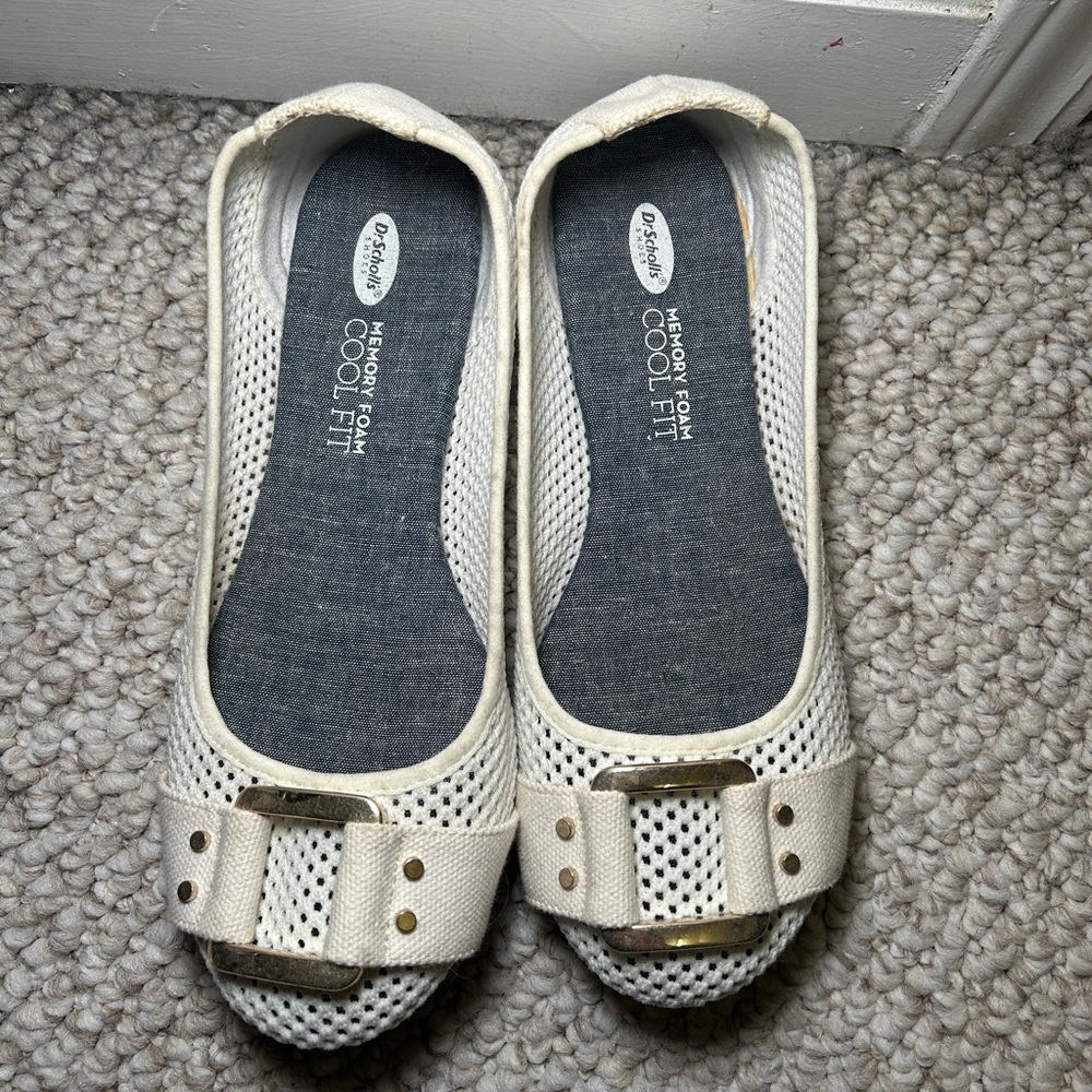 Dr. Scholl's Women's White Flats